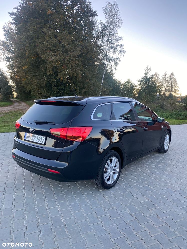 Kia Ceed - 4