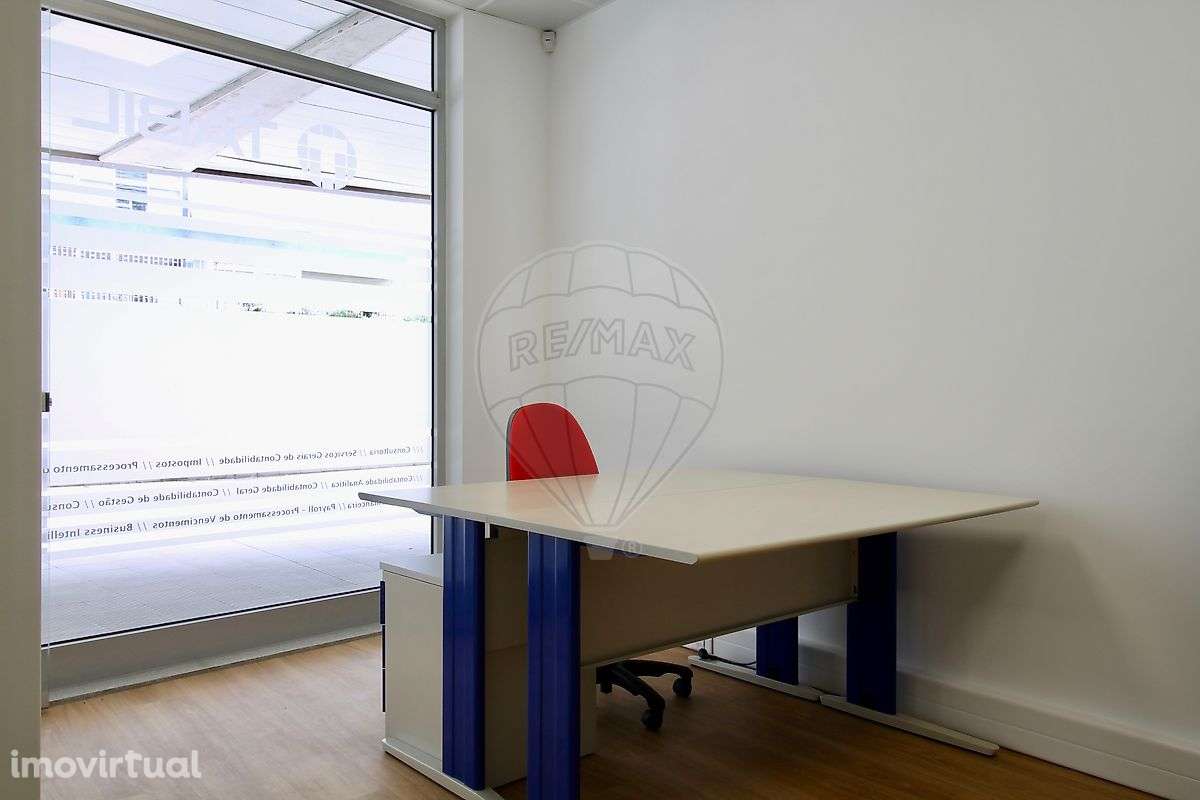 Escritório  para arrendamento - Grande imagem: 4/10