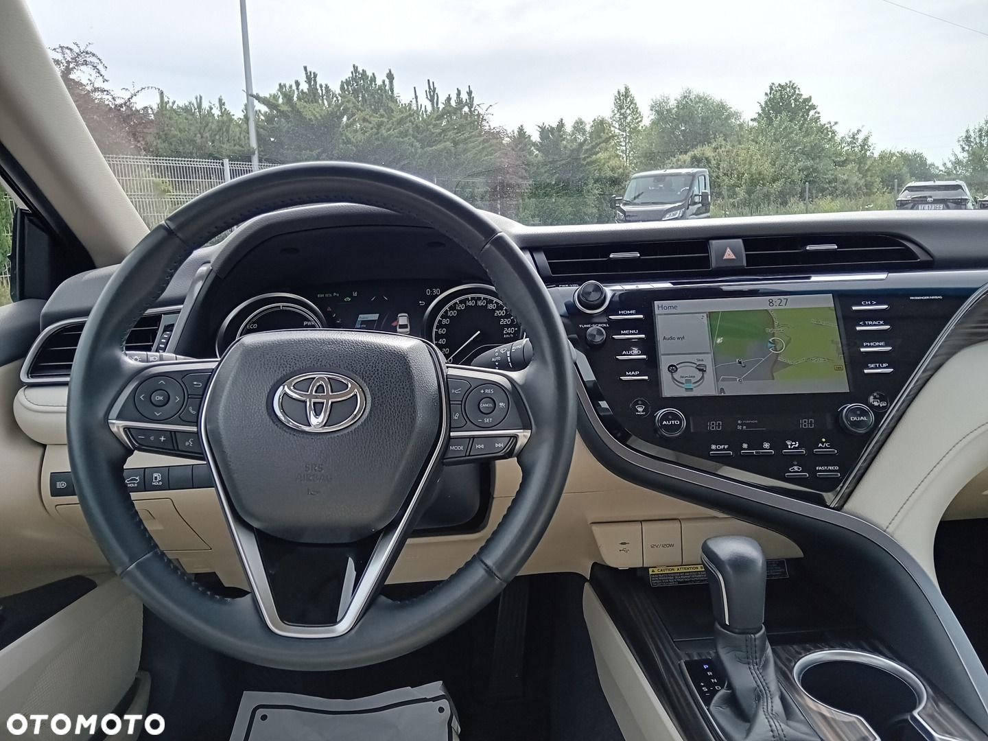 Toyota Camry - 13