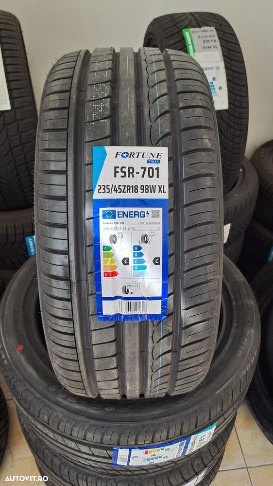 Anvelope noi vara 235 45 r18 - 2