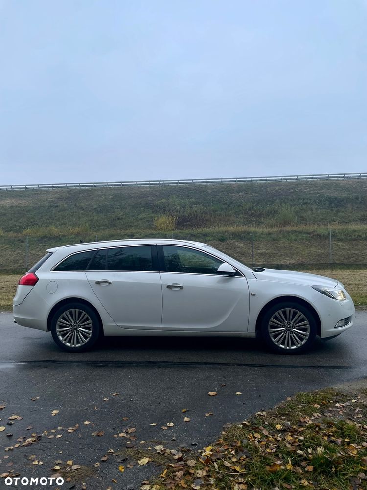 Opel Insignia 2.0 T Cosmo 4x4 - 6