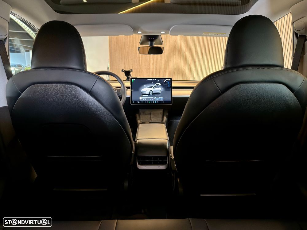 Tesla Model Y Tração Traseira - 19