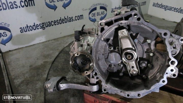 CAIXA DE VELOCIDADES SKODA OCTAVIA BERLINA 1U2 REF. EBJ - 1