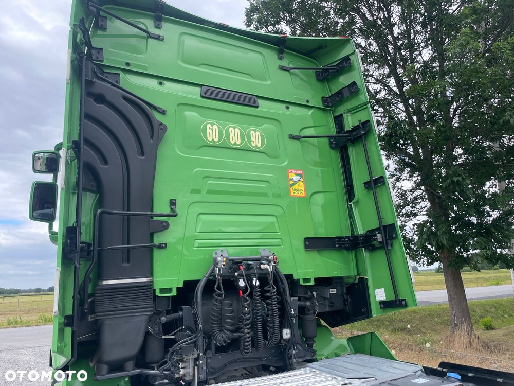 Renault T480 Retarder Full Air - 11