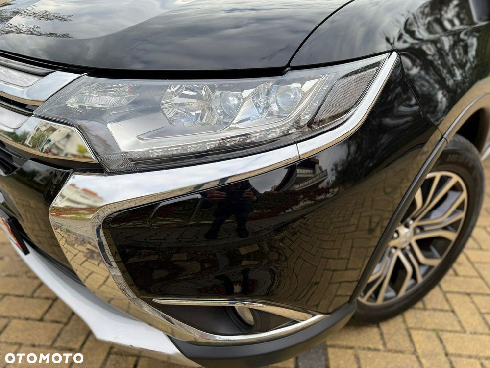 Mitsubishi Outlander - 40