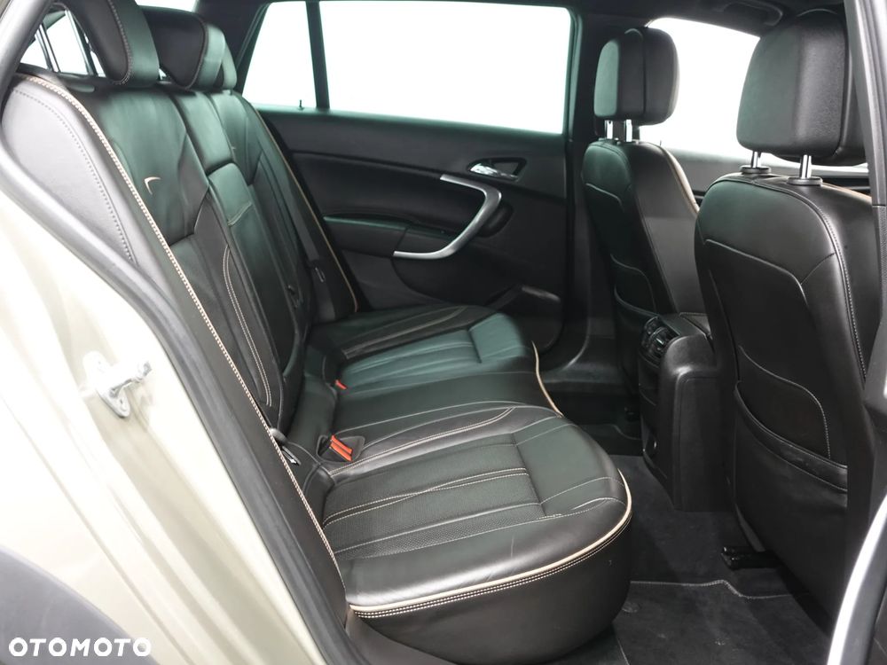 Opel Insignia 2.0 CDTI 4x4 ecoFLEX - 25