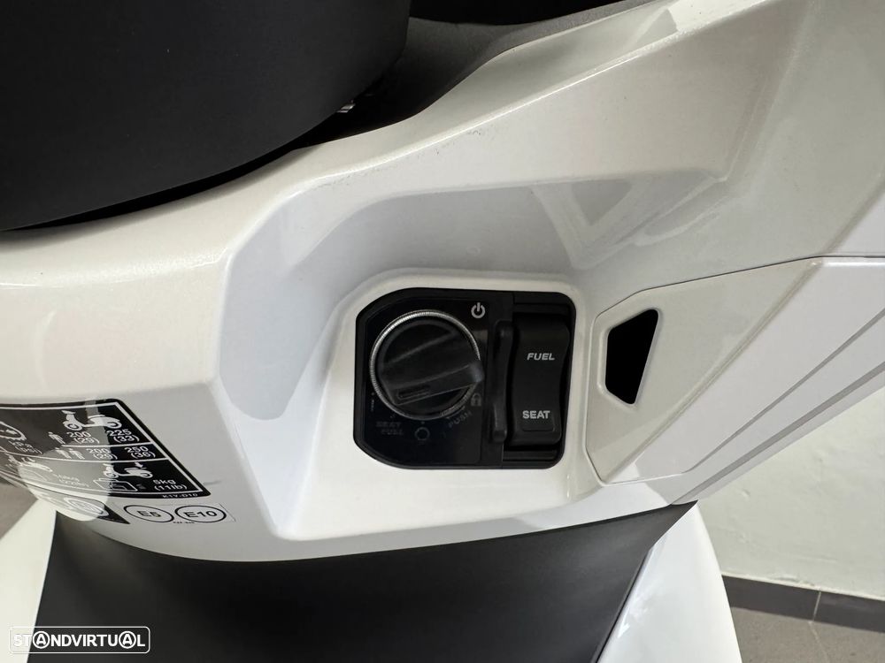 Honda PCX125 - 12