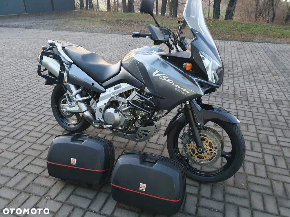 Suzuki V-STROM - 18