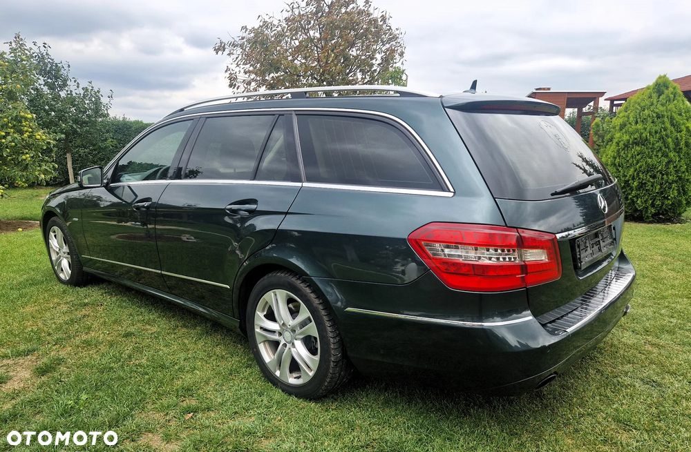 Mercedes-Benz Klasa E 350 CDI DPF BlueEFFICIENCY 7G-TRONIC Avantgarde - 3