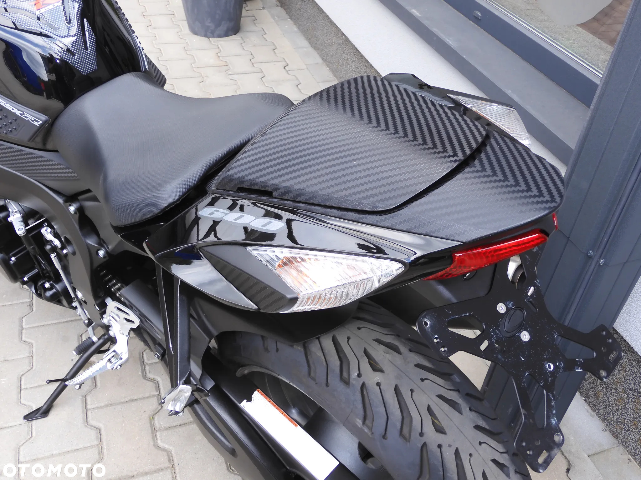 Suzuki GSX-R - 30