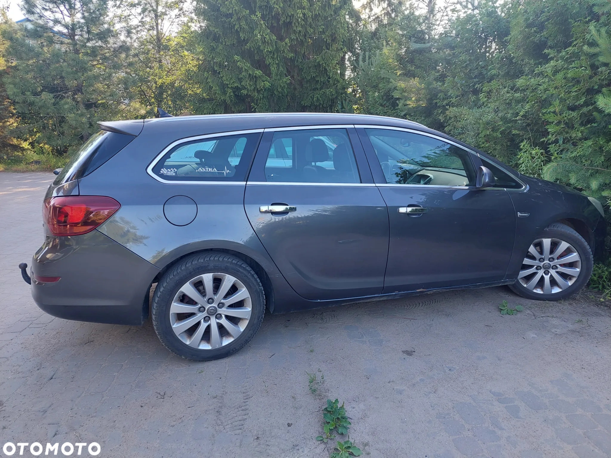 Opel Astra IV 2.0 CDTI Cosmo - 16