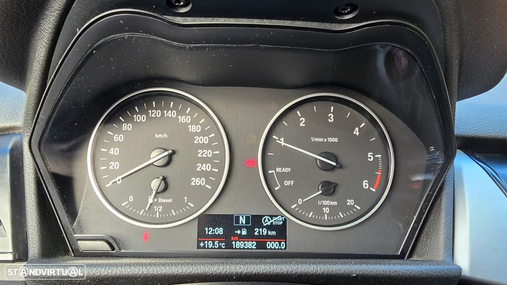 BMW 216 Active Tourer d Advantage - 18