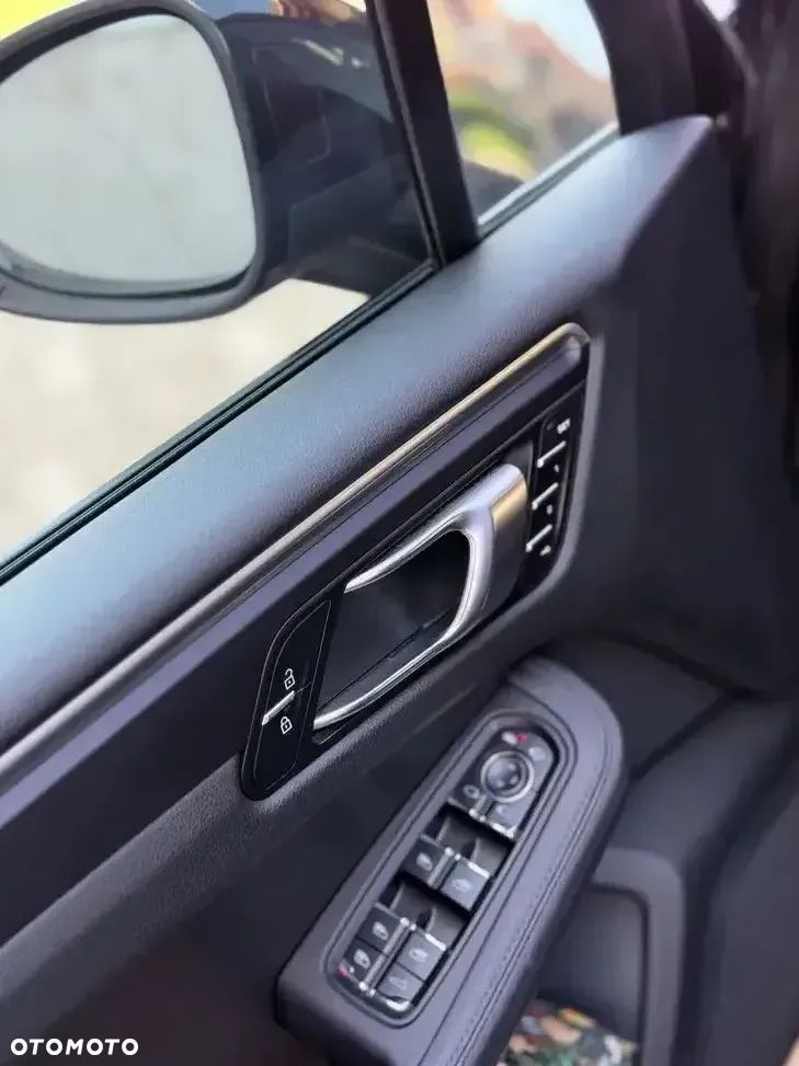 Porsche Macan Standard - 11