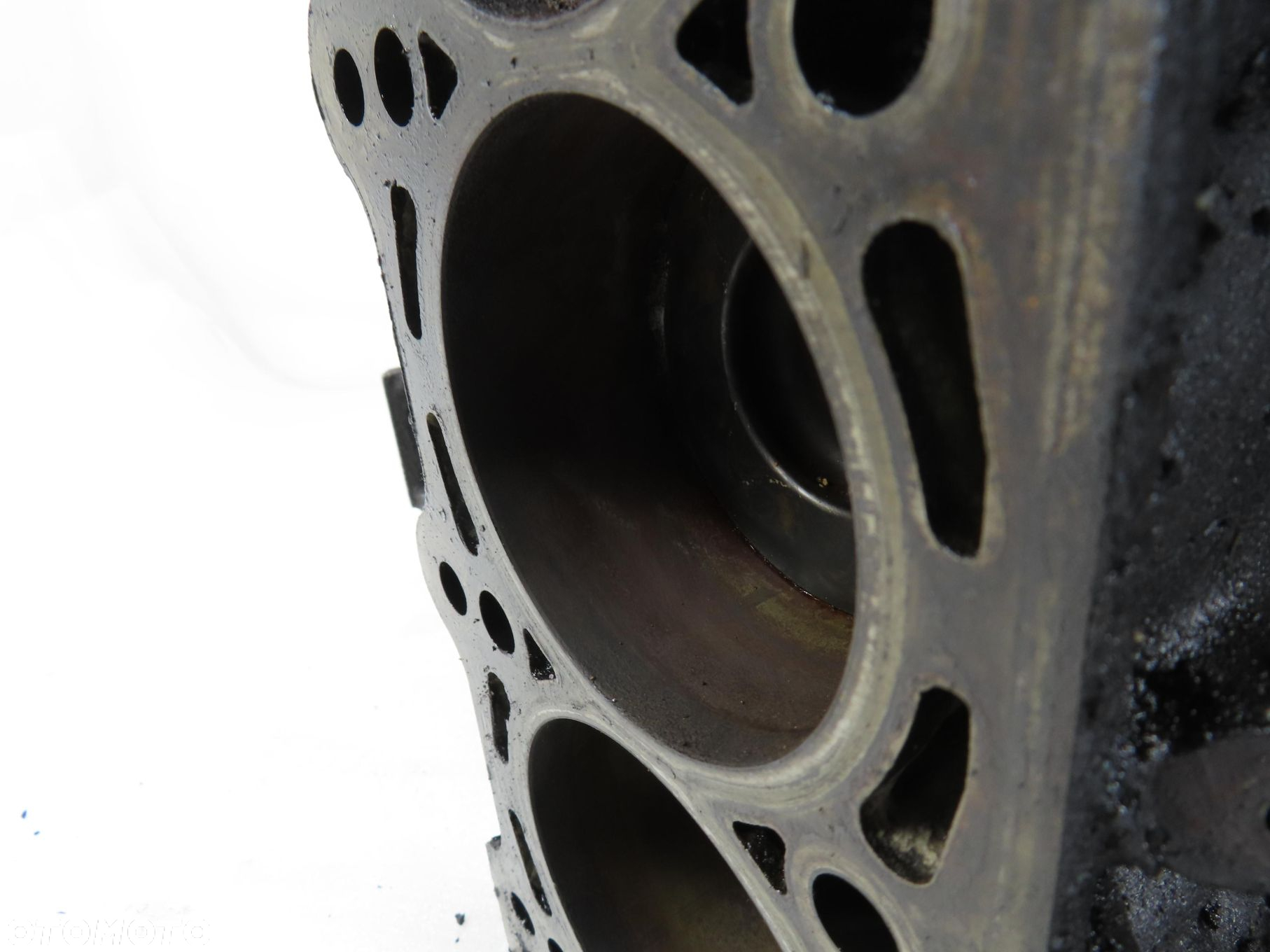 BLOK AUDI A6 C6 2.7 TDI - 4