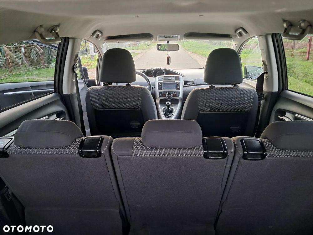 Toyota Verso 1.6 D-4D Active 7os - 23