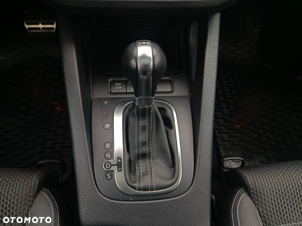 Volkswagen Scirocco 1.4 TSI DSG Edition - 28