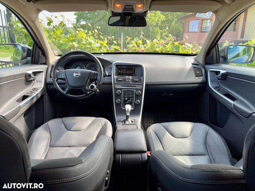 Volvo XC 60 2.4D AWD Momentum - 3