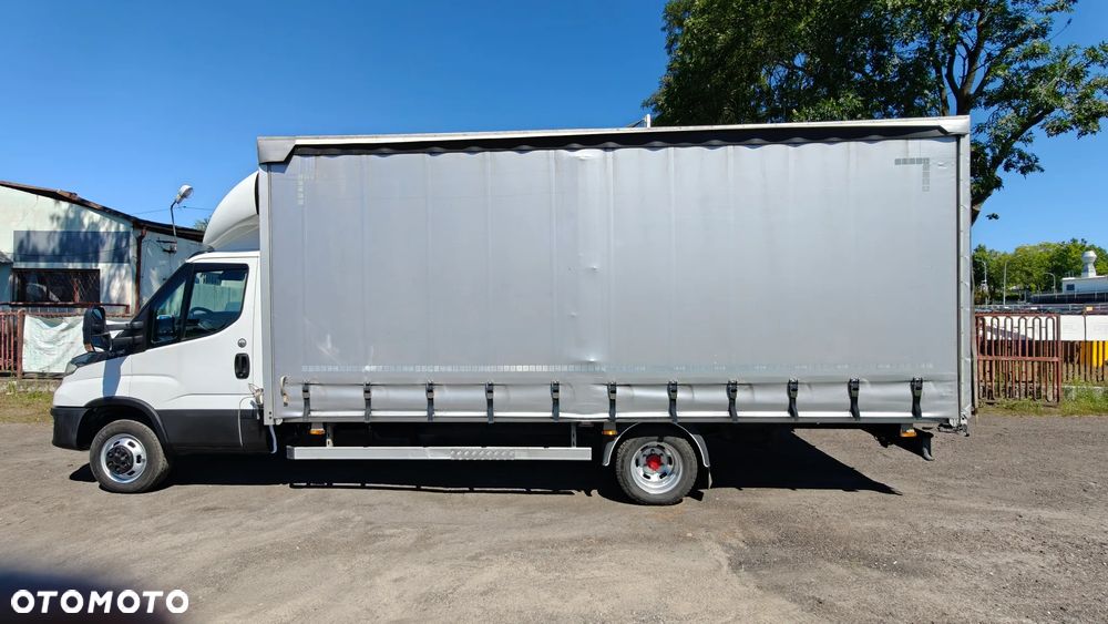 Iveco Daily na Bliźniaku 50C18 PLANDEKA 3,0/180km - 7