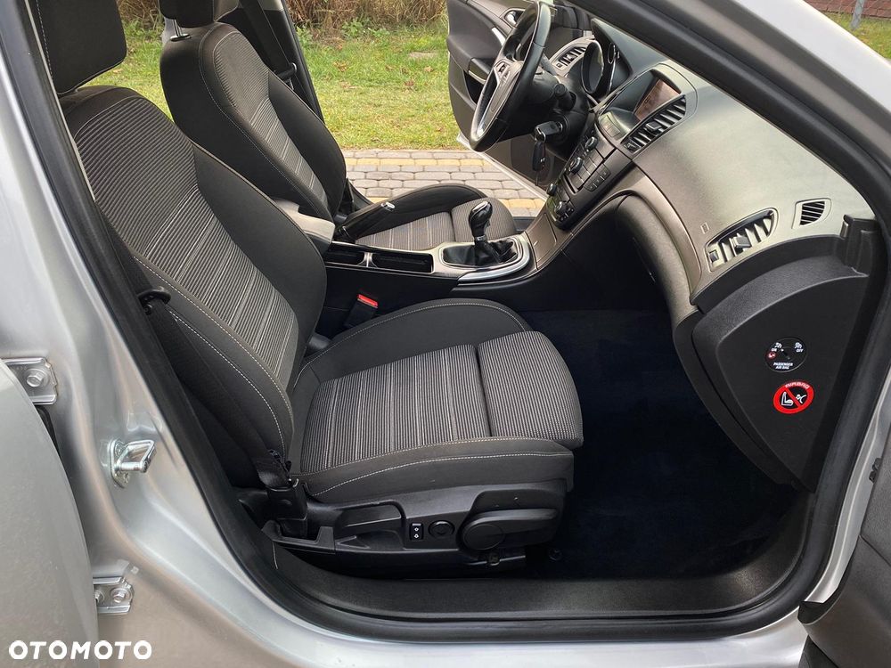 Opel Insignia 2.0 CDTI Active - 25