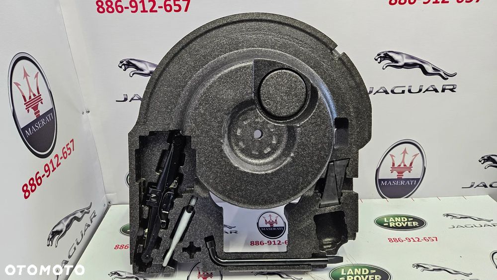 Jaguar XJ 351 LIFT 2015-2019 Wypełnienie bagażnika Wkład koła zapasowego Styropian GW93-17B043-AA  Narzędzia Lewarek Hak Wkrętka - 1