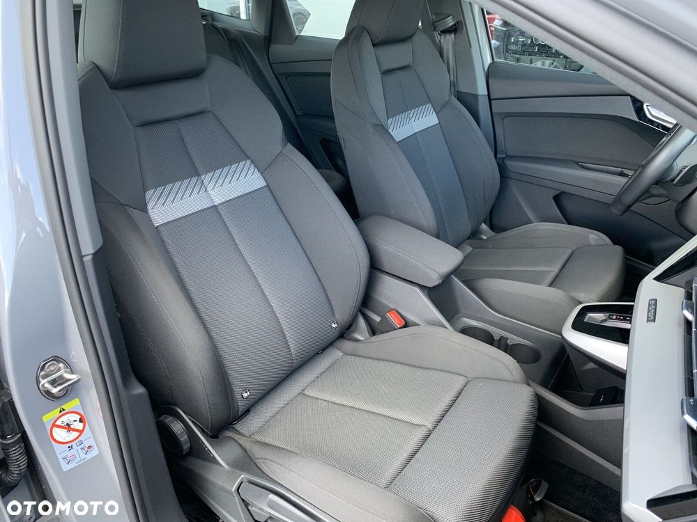 Audi Q4 Sportback e-tron - 13