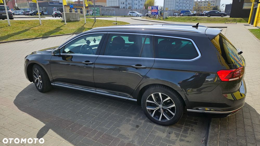Volkswagen Passat 1.5 TSI EVO Elegance - 4