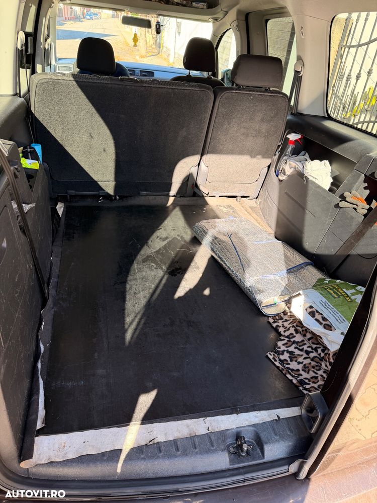 Volkswagen Caddy 2.0 TDI Comfortline - 14