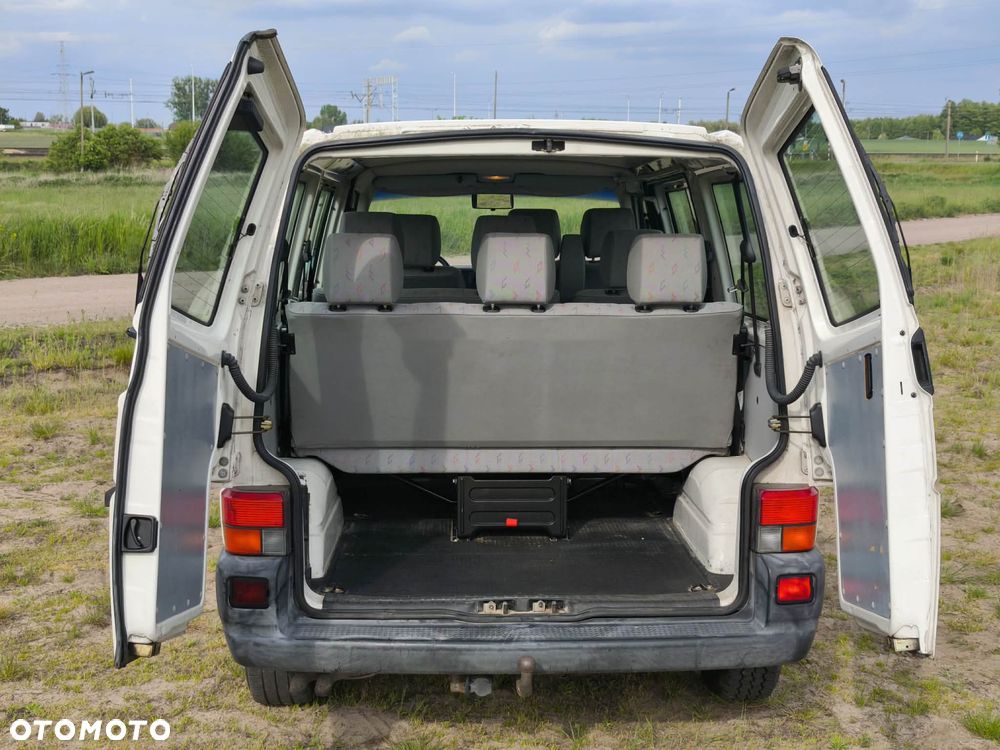 Volkswagen Transporter - 9