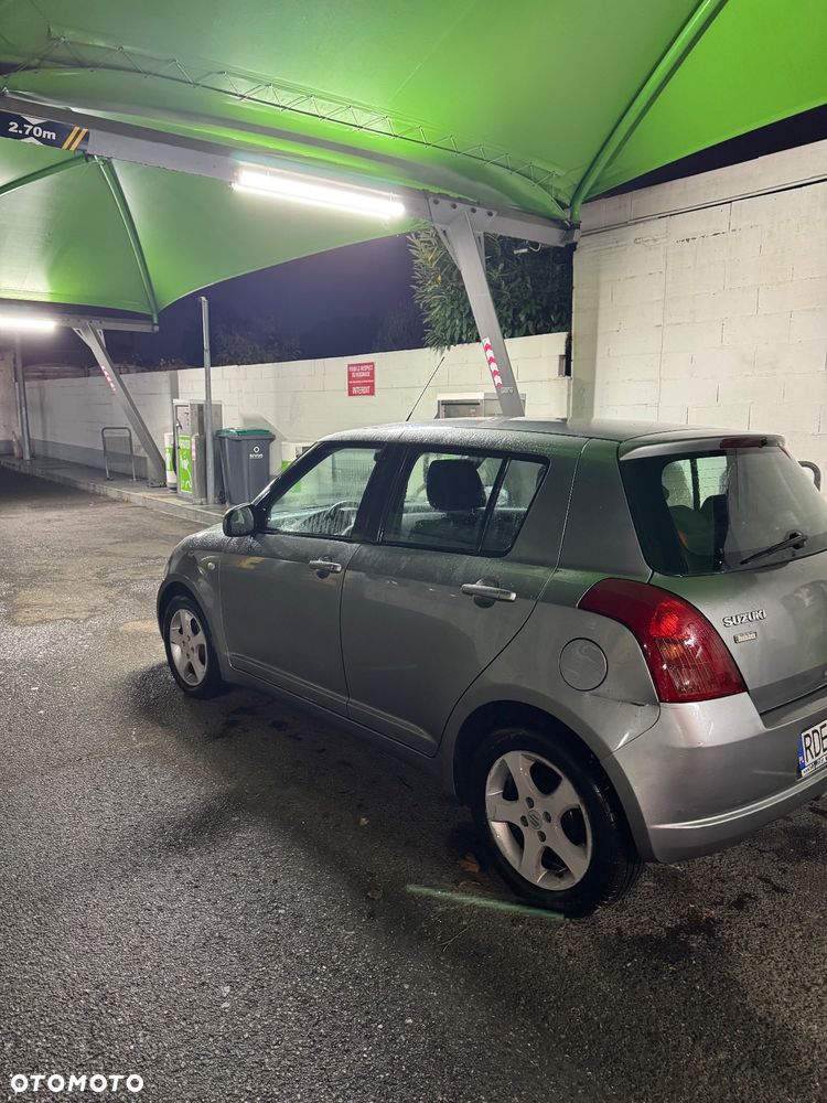 Suzuki Swift 1.3 DDiS 16v GL Airco DPF - 2