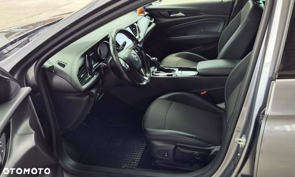 Opel Insignia 1.5 T Innovation S&S - 13