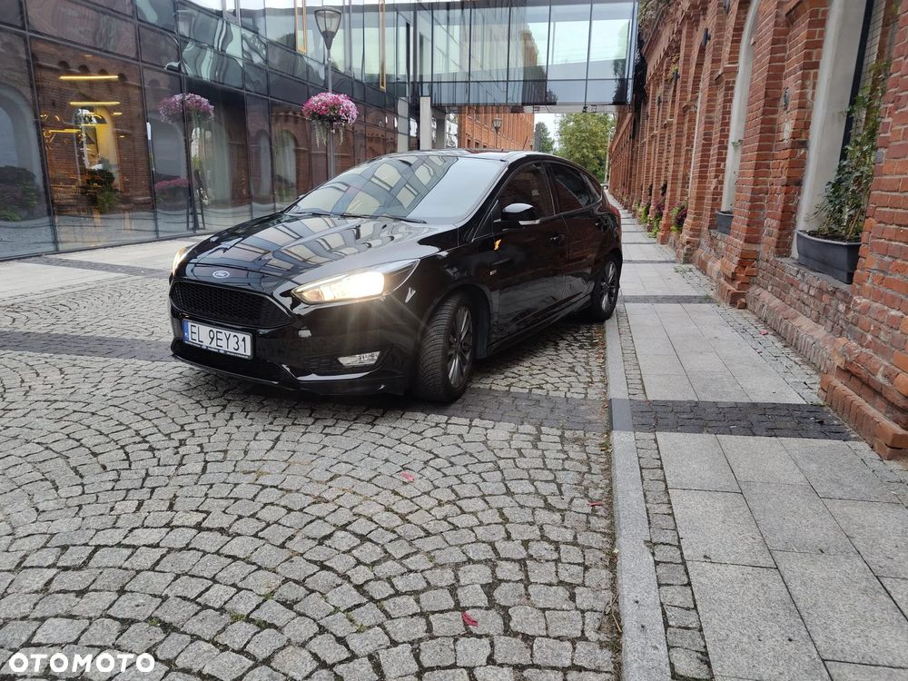 Ford Focus 1.5 EcoBoost SYNC Edition ASS - 3