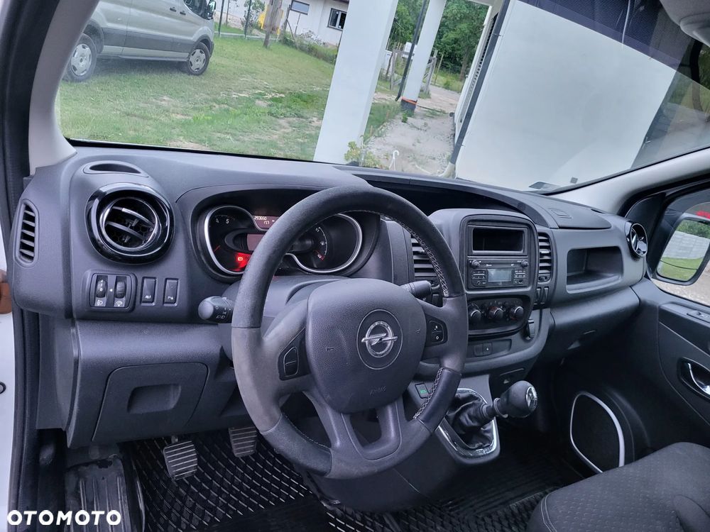 Opel Vivaro - 3