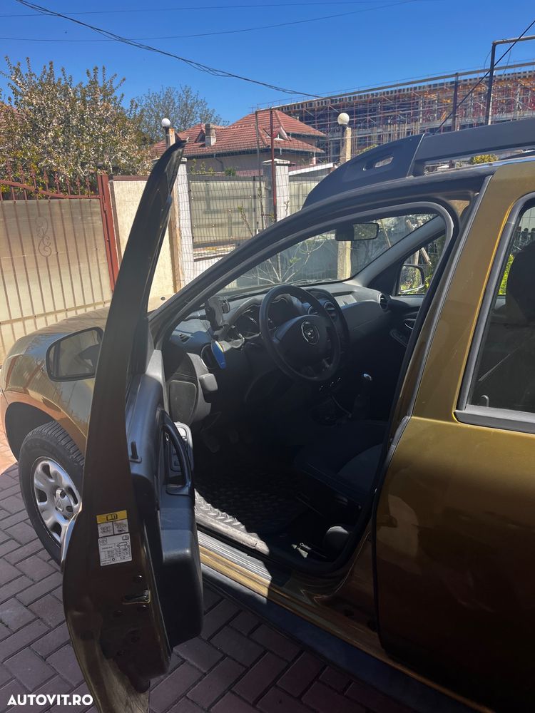 Dacia Duster 1.6 4x2 Acces - 9