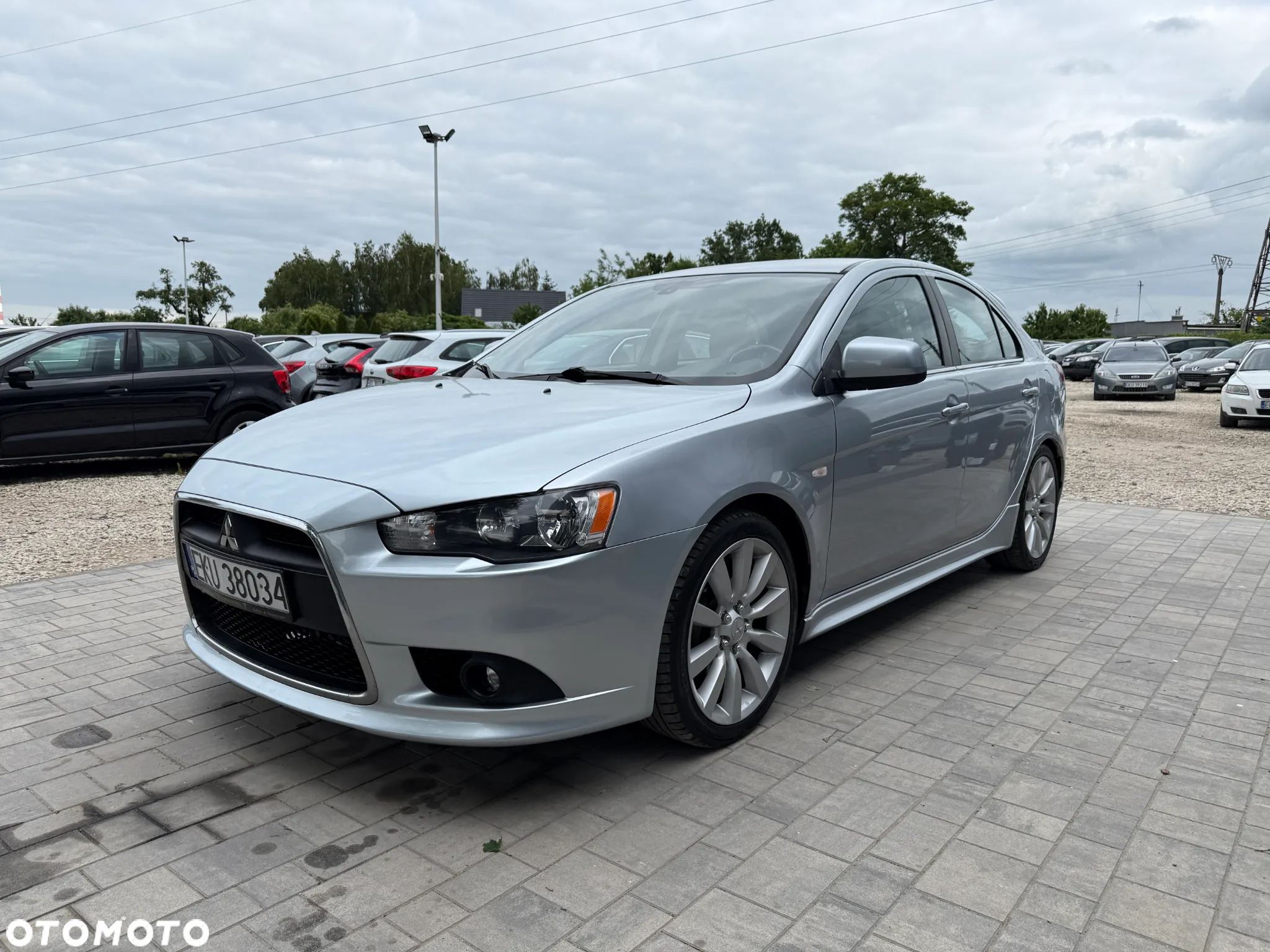 Mitsubishi Lancer 1.8 Invite - 12