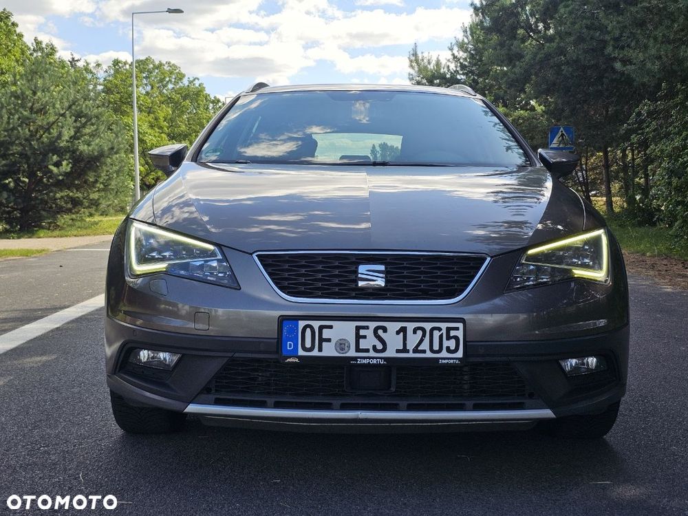Seat Leon 2.0 TDI DPF Start&Stop XCELLENCE - 4