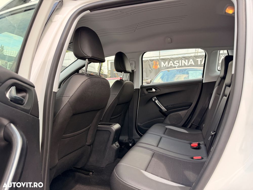 Peugeot 2008 PureTech 110 Stop&Start Allure - 12