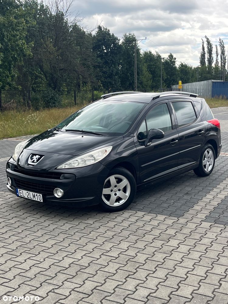 Peugeot 207 1.4 16V Trendy - 10