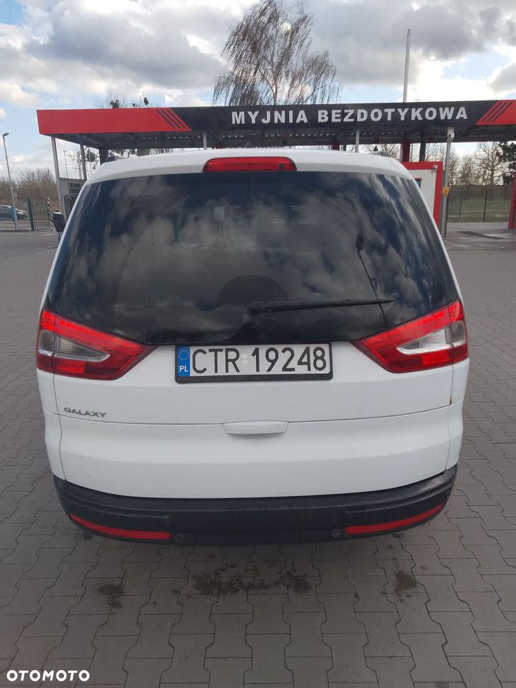 Ford Galaxy 2.0 TDCi Ambiente - 11