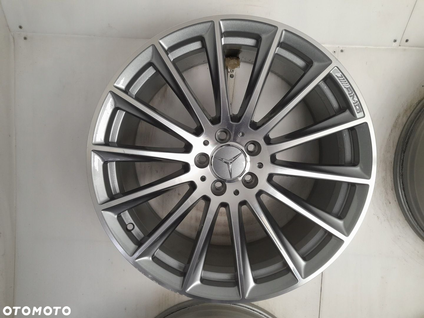 Felgi aluminiowe Mercedes OE A2234011500 9.0" x 20" 5x112 ET34 - 2