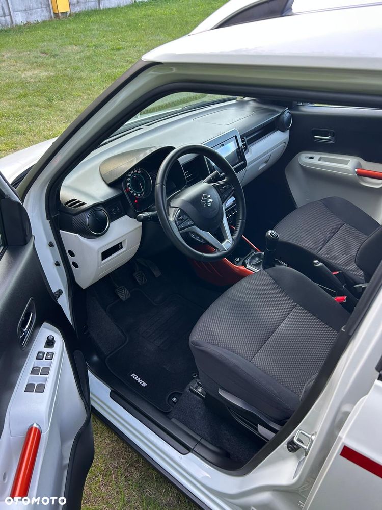 Suzuki Ignis - 10