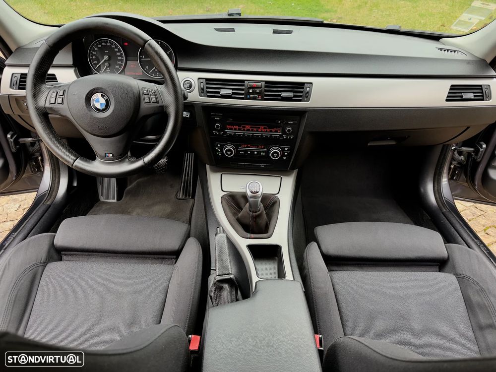 BMW 318 d Sport - 6
