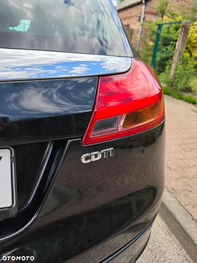 Opel Insignia - 16
