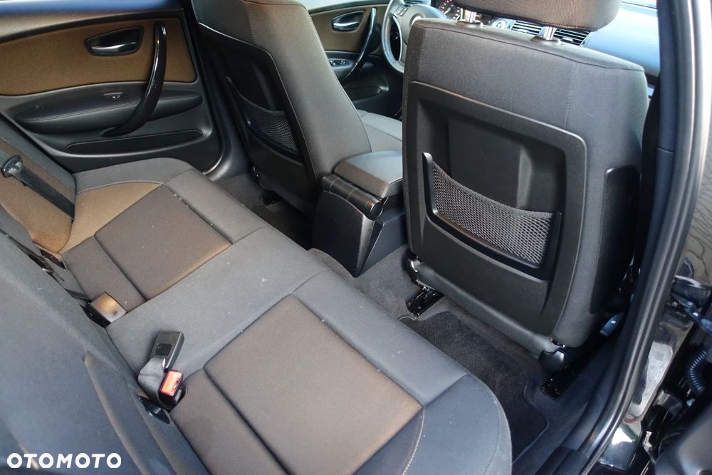 BMW Seria 1 116d - 10