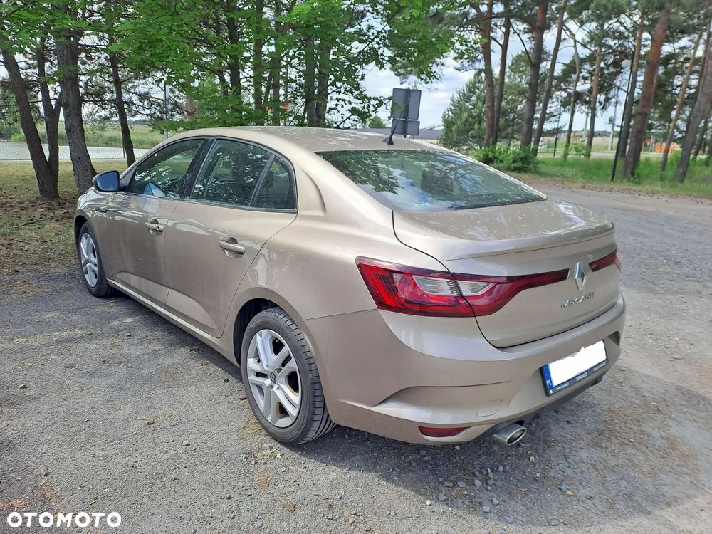 Renault Megane 1.6 SCe Zen - 2