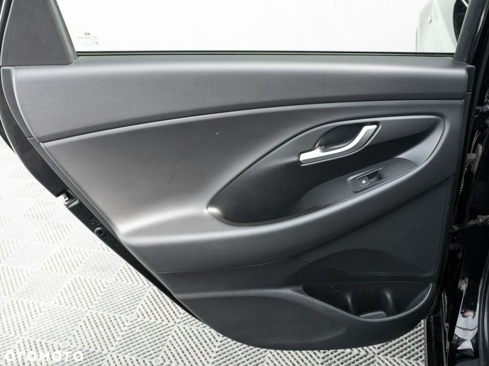 Hyundai i30 1.5 T-GDI 48V Smart - 21