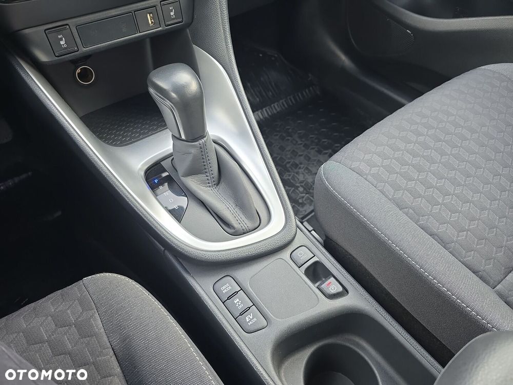 Toyota Yaris Hybrid 1.5 Comfort - 24