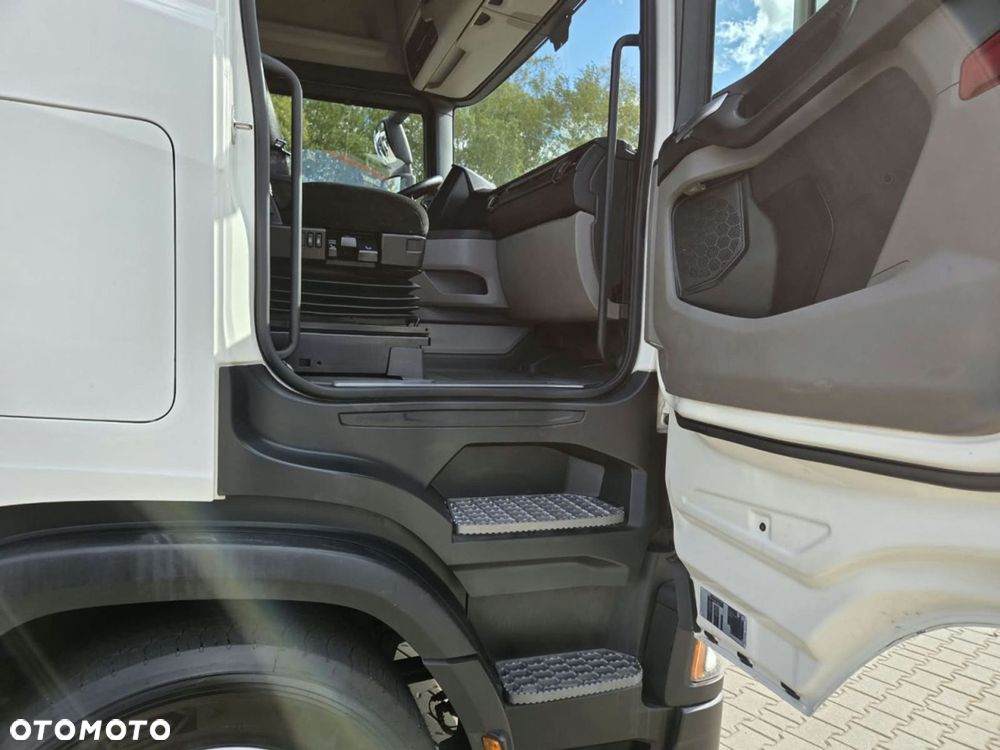 Scania R450A4x2NA 4 Poduszki - 21