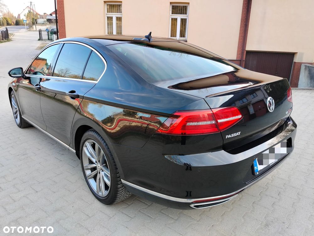 Volkswagen Passat 2.0 TDI Bi-Turbo BMT 4Mot Highline DSG - 10