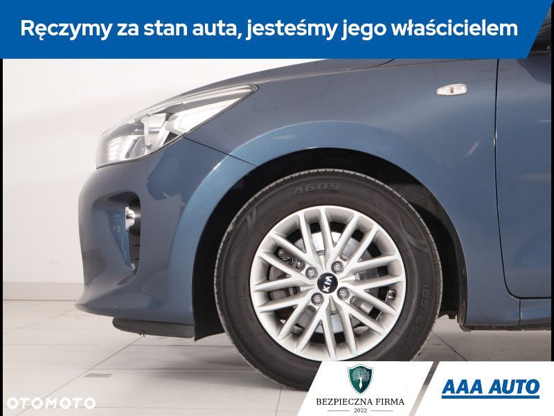 Kia Rio - 16