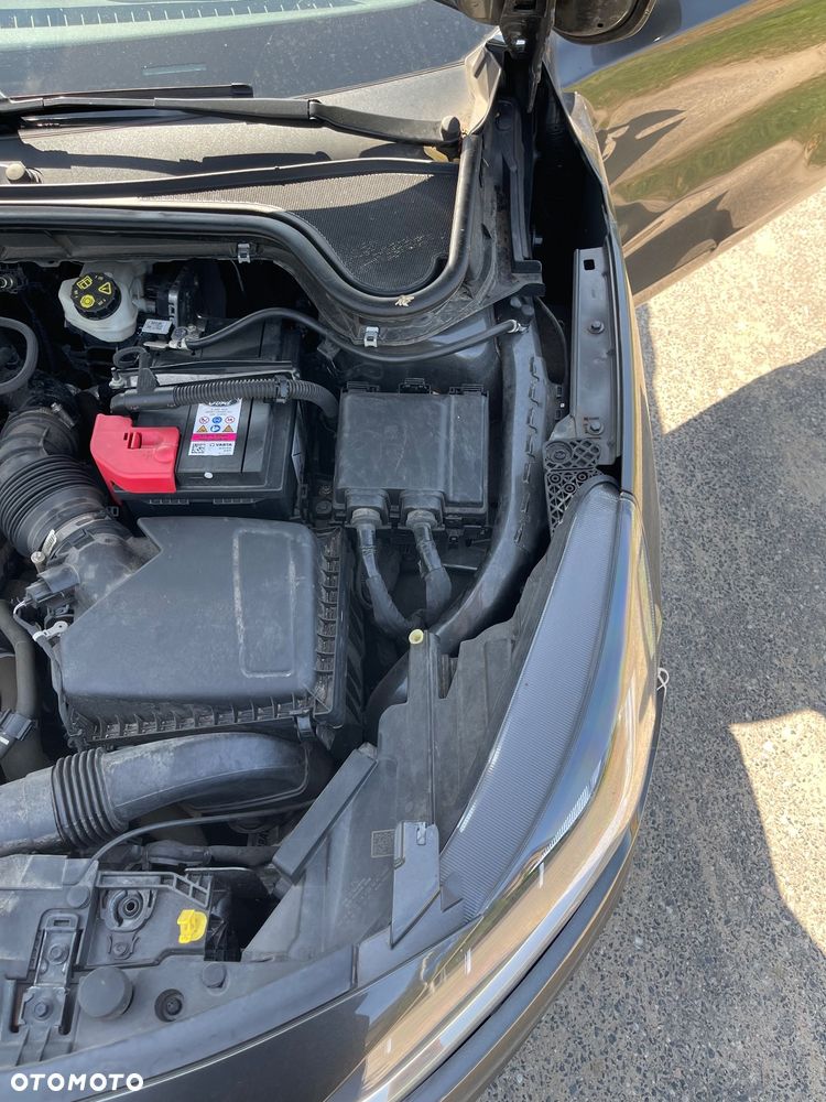 Ford Focus Turnier 1.0 EcoBoost Start-Stopp-System COOL&CONNECT DESIGN - 29